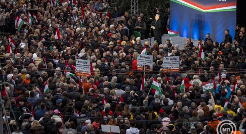 Orbán Viktor Miskolcon: nagy a tét