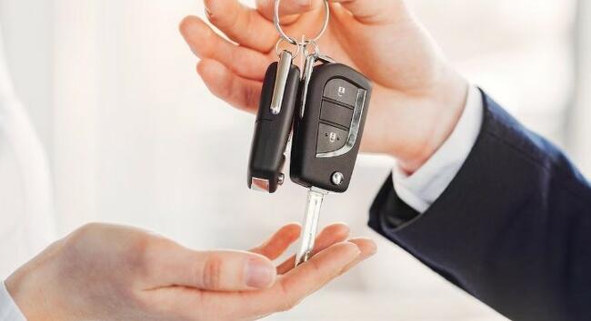 Már a DÁP-alkalmazással is intézhető az autó adásvétel - így működik