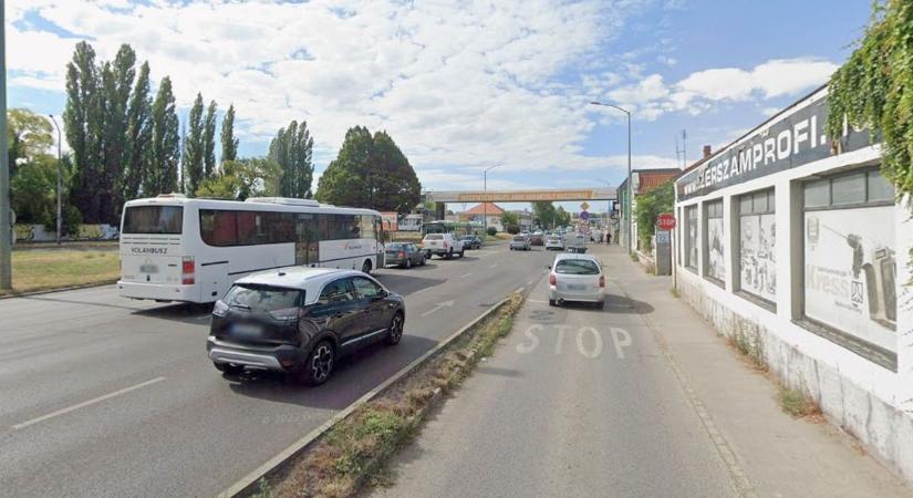 Kommentháború: már a rendőrség is a kérdéses kereszteződéssel foglalkozik