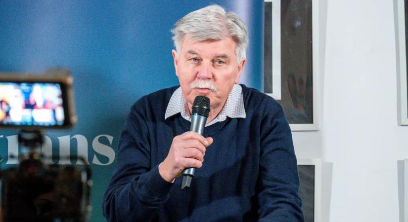 „Sokáig nem értettem, miben élünk, most már újdiktatúrának nevezem”