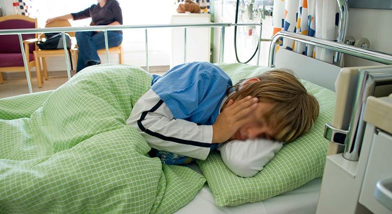 Megrázó képek, azonnal megoperálták a Heim Pál kórházban a 10 éves gyereket