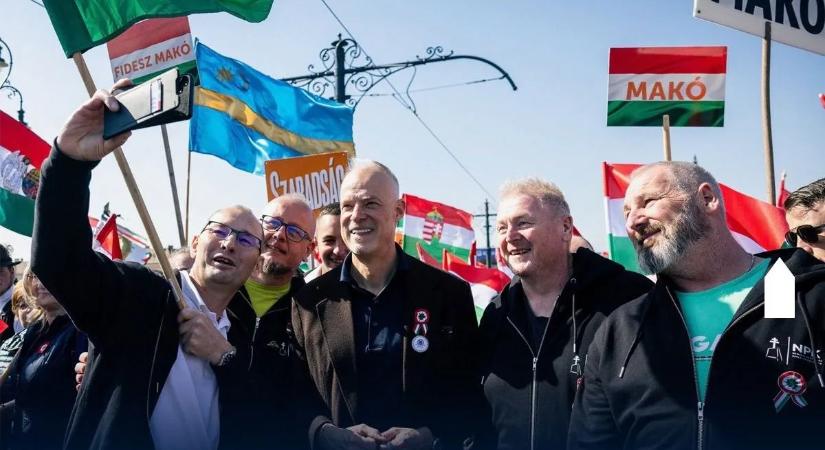 Szalay-Bobrovniczky: Mi, együtt kint tarthatjuk Magyarországot a háborúból