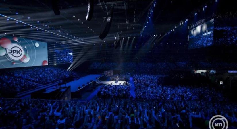 400 millió forintot költött el a Fidesz a tavasz szeptember első DPK gyűlésre