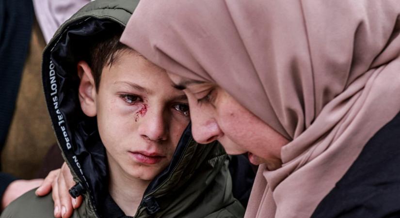 Gyerekek a háború árnyékában a hét képein