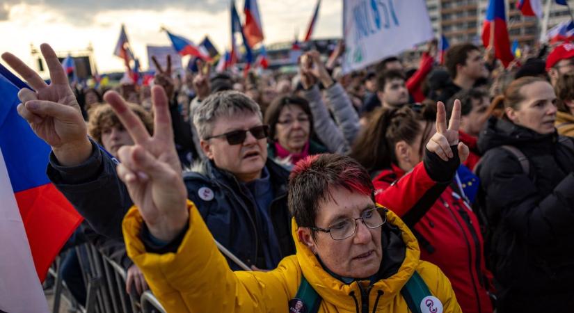 Lesznek még milliók is