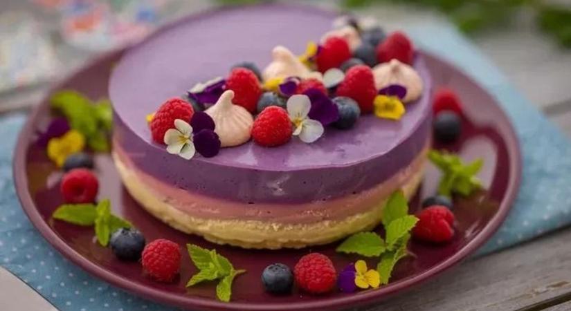 Elkészült a tortája, 30 ezer forint lesz – a pécsi cukrászdákban most ilyenek az árak