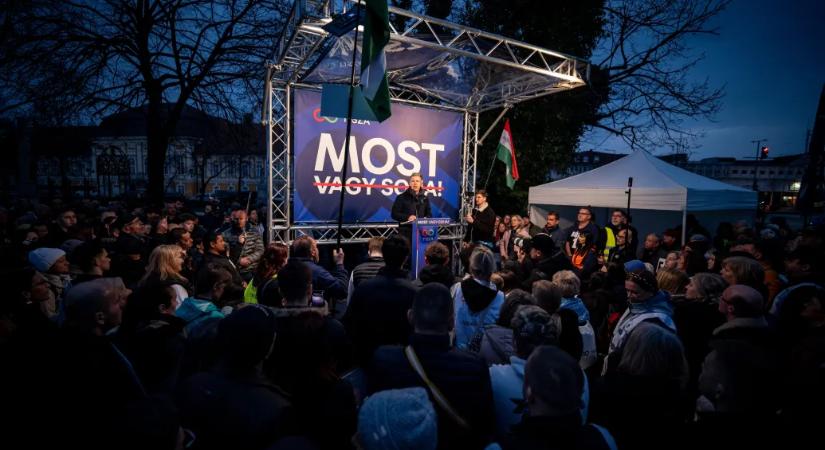 Aki egész nap ül a tévé előtt, nem hall mást – az ország legfideszesebb körzetében járt Magyar Péter