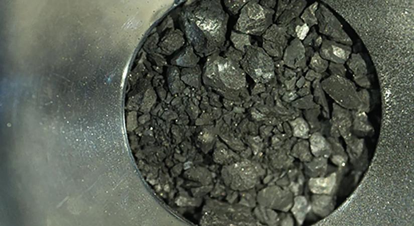 Belenéztek egy aszteroida belsejébe; eldobták az agyukat attól, amit láttak