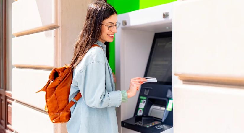 Ingyenes készpénzfelvétel: ezekre a buktatókra figyelj