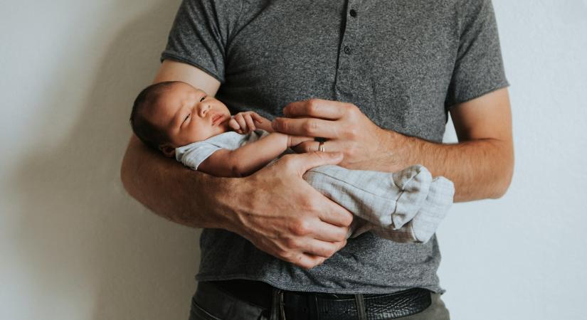 „Örökre az övé vagyok, mert senkinek nem kell egy nő, akinek gyereke van” – Így ejtik a férfiak csapdába a nőket a gyerekkel