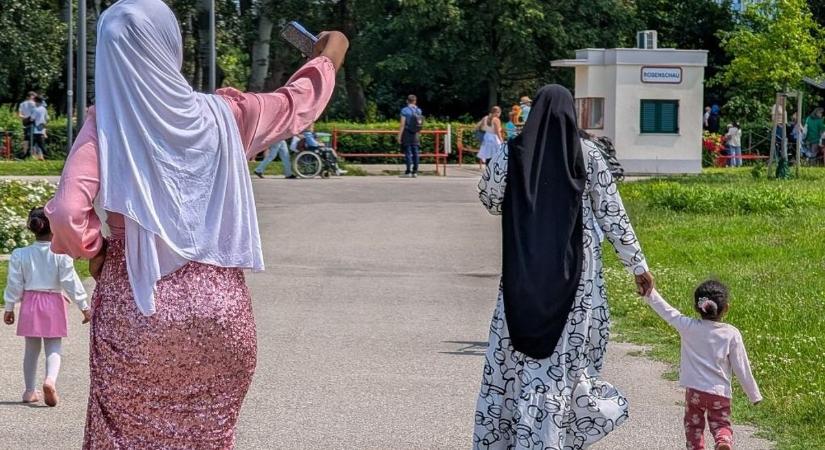 Nagy a baj Bécsben – a városi parlamenti képviselő szerint összeomlóban a szociális lakásrendszer (VIDEÓ)