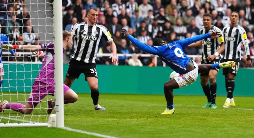 Hiába vezetett, a Newcastle az idényben másodszor is kikapott a Sunderlandtől