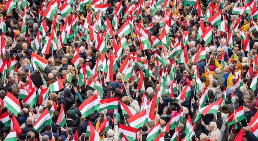 Országjárás Hódmezővásárhelyen - Egy dolog biztos: többen vagyunk, mint ők!