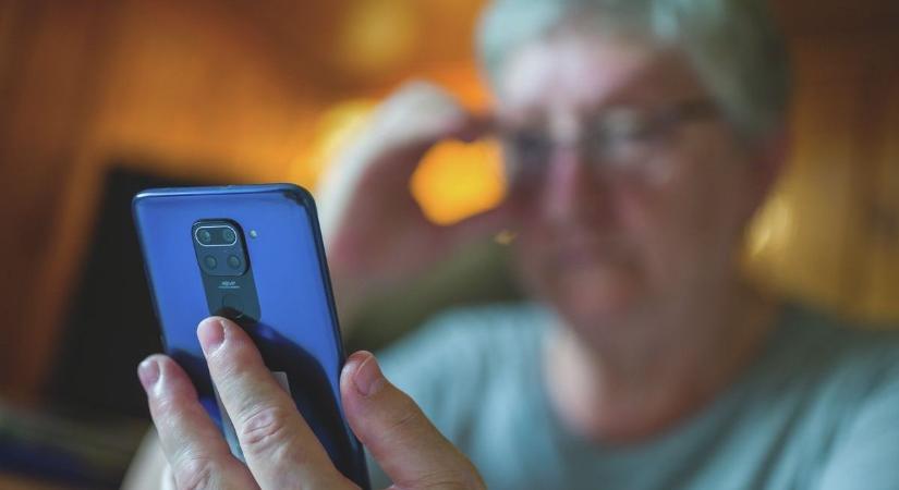 Ezektől az USB töltőktől simán leéghet a lakásod