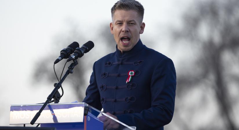 Magyar Péter azt ígéri, ha kormányra kerülnek, rendszeres alkohol- és drogtesztet fognak végeztetni a politikusoknál