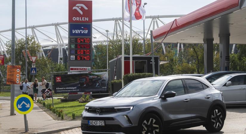 Már a magyarországi Orlen-kutak is korlátoznak, maximum 40 litert lehet tankolni