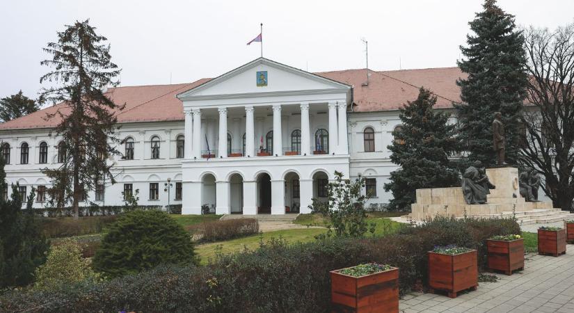 Ismét támogatja a város a civileket: ekkora összeget osztanak szét idén