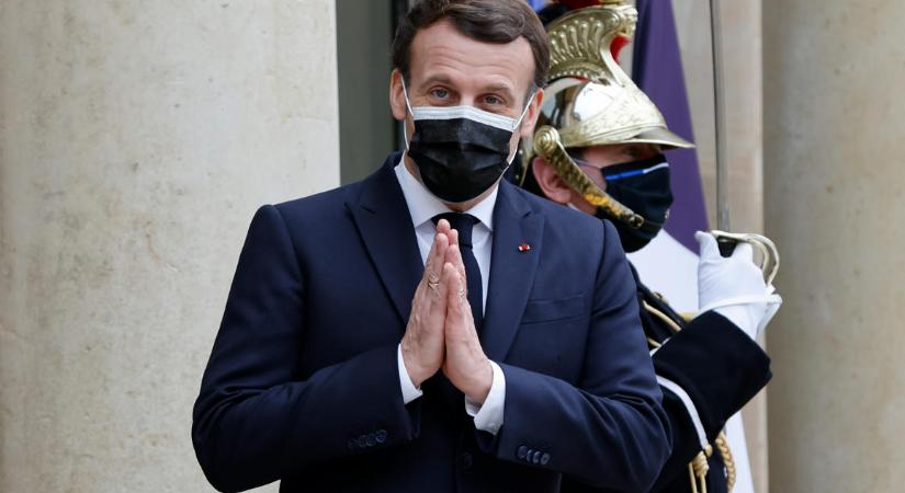 Emmanuel Macron szerint akár veszélyes is lehet a kínai vakcina