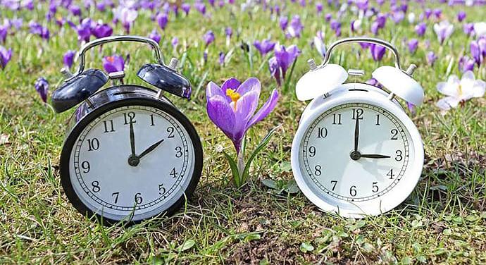 Ukrajna átáll a nyári időszámításra