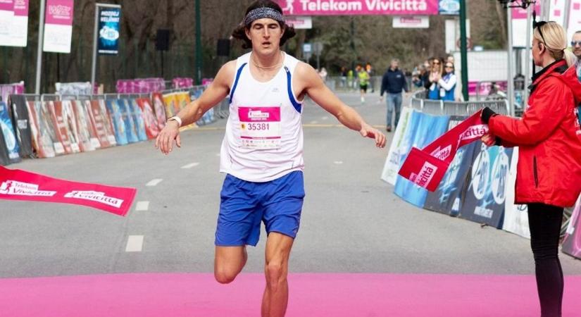 Felszántotta a győrújbaráti futó a budapesti utcákat