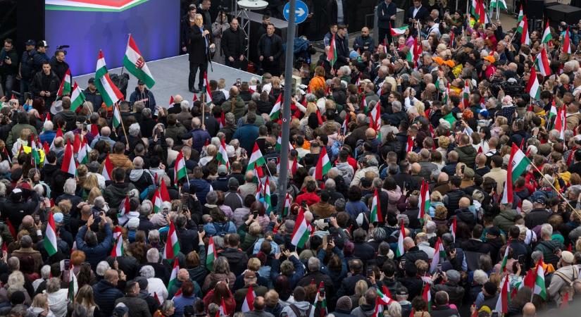 Márki-Zay és a Tisza küldött rendbontókat a miniszterelnök országjárására, a vásárhelyi polgármester szerint gyáva, aki nem hal meg Ukrajnáért  VIDEÓ