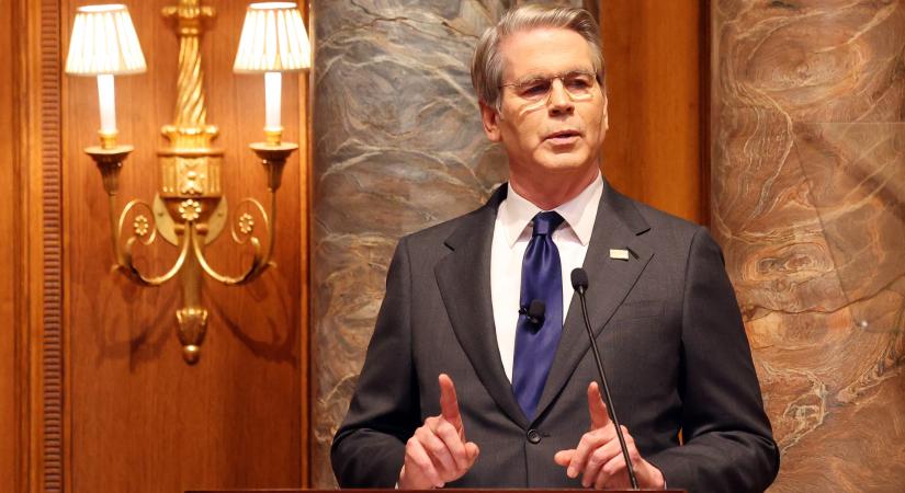 Trump ultimátuma után újabb jelzés érkezett, hogy az USA kész bármit megtenni Irán ellen