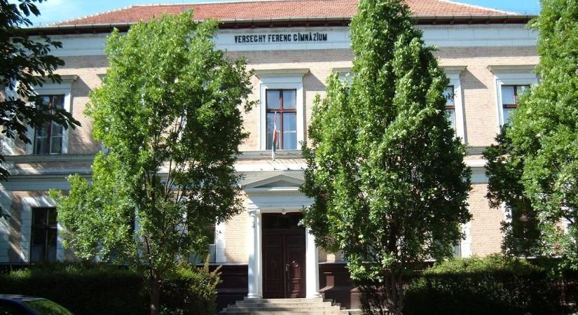 Kolostorból indult, háborúkat élt túl – közel 200 éves a szolnoki gimnázium