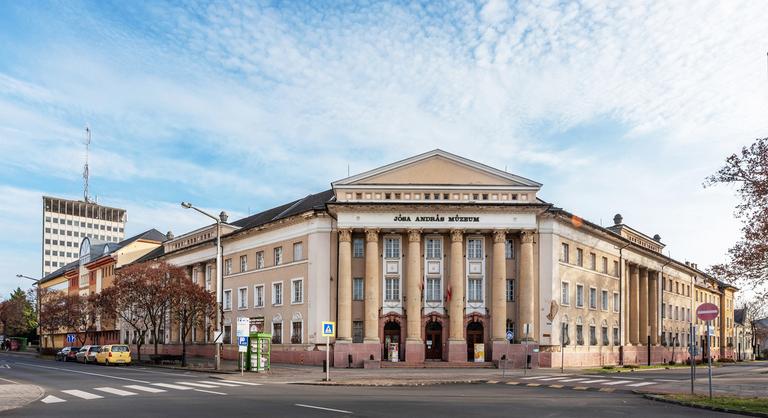 Nagyszabású tervek áldozata lett Kelet-Magyarország legrégibb, a közelmúltban felújított múzeuma