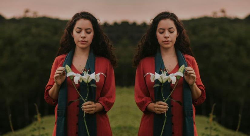 Napi horoszkóp, 2026. március 23.: a Nyilasnál visszatérő vendég kopogtat, a Vízöntő elengedi az elvárásait