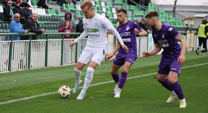 FC Ajka: egy büntető döntött a Békéscsaba ellen