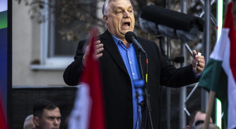 Orbán Viktor lement Hódmezővásárhelyre facebookozni