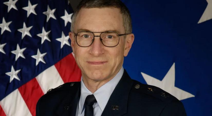 Felbolydultak az ufóhívők az amerikai légierő egy volt tábornokának eltűnése miatt