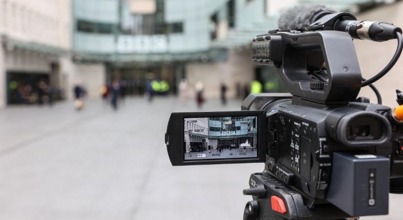 „Narratívák hatása alatt élünk” – Ákos lesújtó kritikát fogalmazott meg a kortárs médiáról