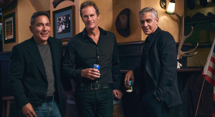 George Clooney visszatér az italbizniszbe: alkoholmentes sörrel!