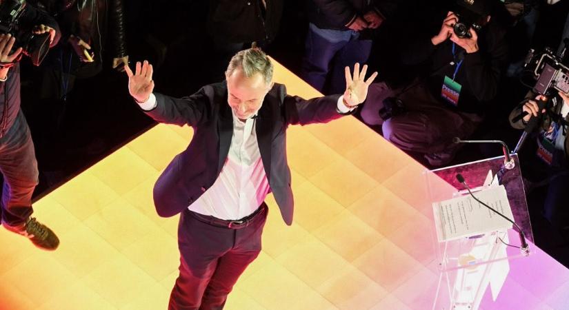 A szocialista Emmanuel Grégoire lesz Párizs új polgármestere