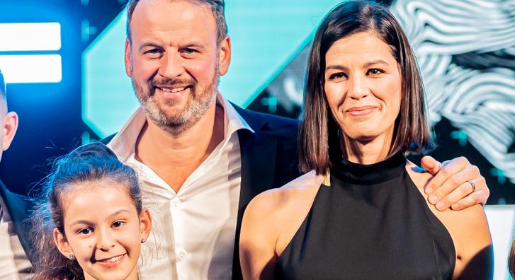 Nagyot megy a TikTokon Nánási Mici légtornászmutatványa, a frászt hozta édesanyjára, Ördög Nórára