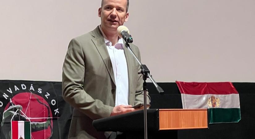 Toroczkai: Közélettel ne foglalkozzon olyan, vagy politikus ne akarjon lenni, akit pénzügyi, gazdasági vagy egyéb visszaéléssel kapcsolatban jogerősen elítélnek