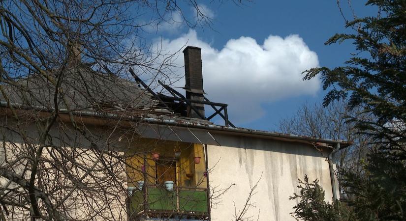 Héttagú család háza vált lakhatatlanná az egerbaktai tűzben