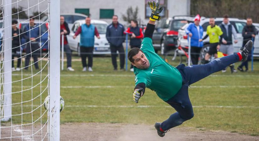 ,,Hoppá a szék kinn maradt!" – fotókkal