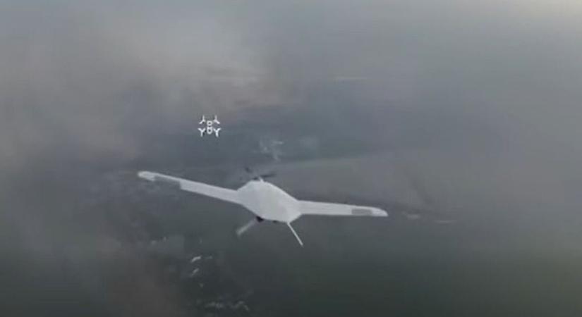 Megsemmisítettek egy orosz szuperdrónt az ukránok (VIDEÓ)