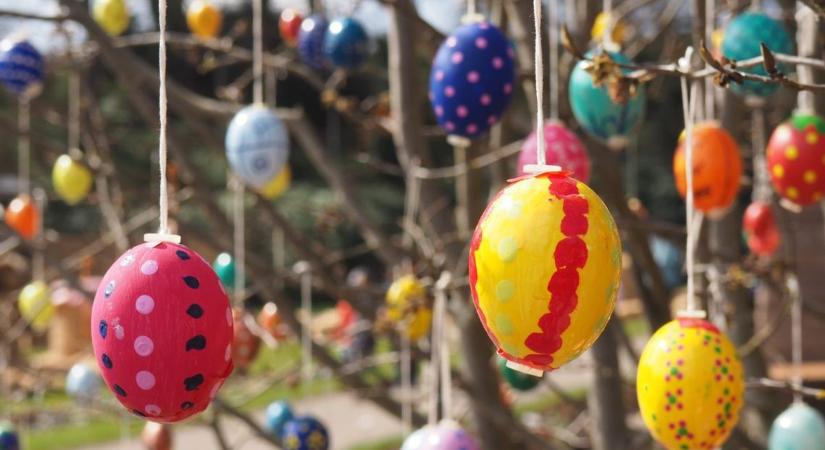 Tojásfát öltöztet a falu: Legyen Ön is a közös csoda részese!