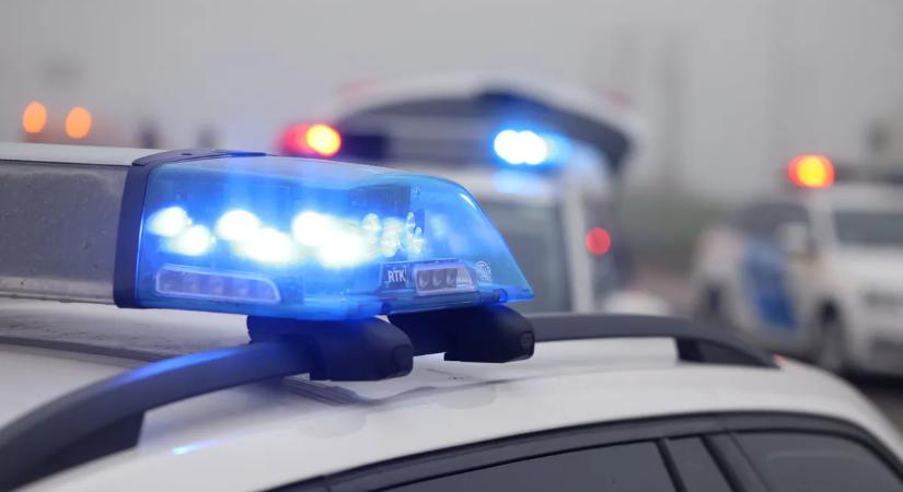 Lezuhant egy gyermek a 9. emeletről - a mentősök már nem tudták megmenteni