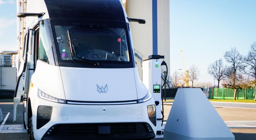 Kínai teherautó-gyártó tesztelte a megawattos töltést Európában