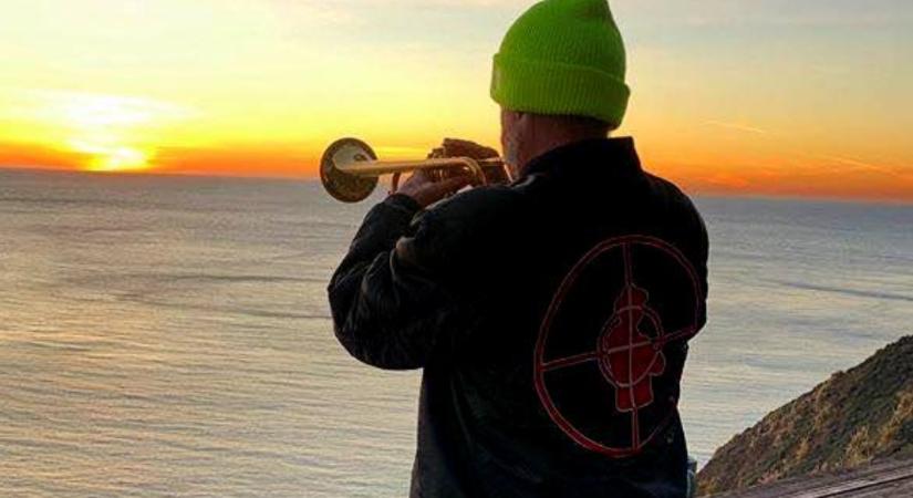 Flea jazzalbuma nem szakítás a zenekarral – inkább egyfajta személyes kitérő