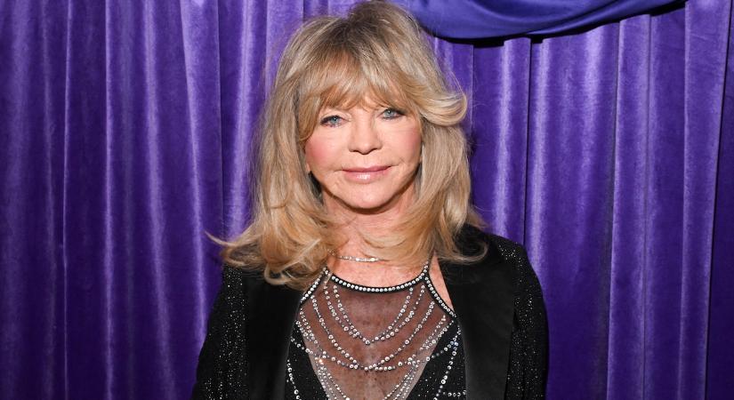 Bomba formában! A 80 éves Goldie Hawn szerelmesen ragyog párja mellett a vörös szőnyegen