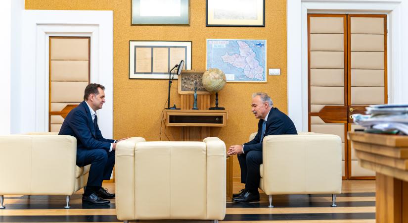 Új lehetőségeket körvonalazott a székelyföldi gazdák számára a Sepsiszentgyörgyre látogató magyar agrárminiszter