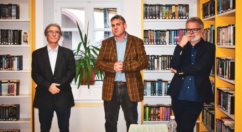 Eötvös-napok a veszprémi Eötvös Károly Könyvtárban