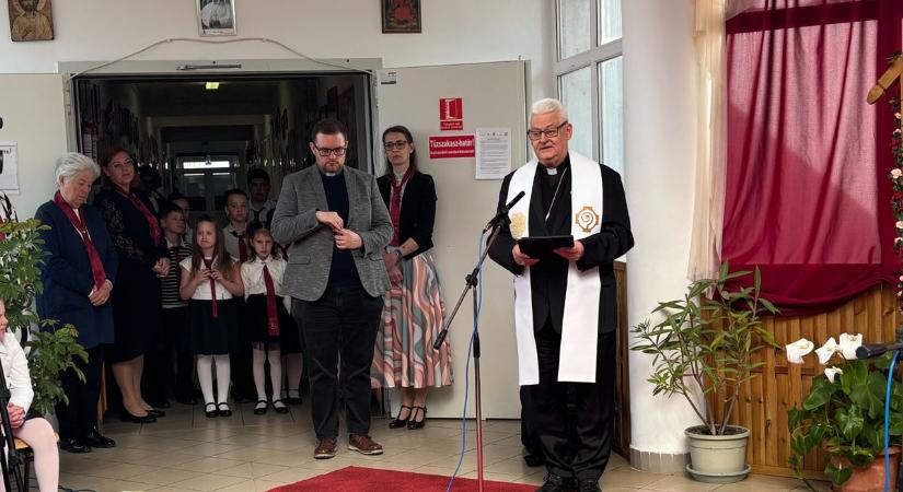 Megújult terek a sárszentágotai Szent Ágota Általános Iskolában