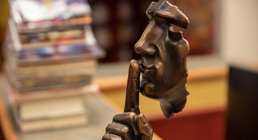 Pszt, jön a Szijjártó! – A Politico szerint az EU-ban kizárják a magyarokat az ‘érzékeny információk’ tárgyalásairól