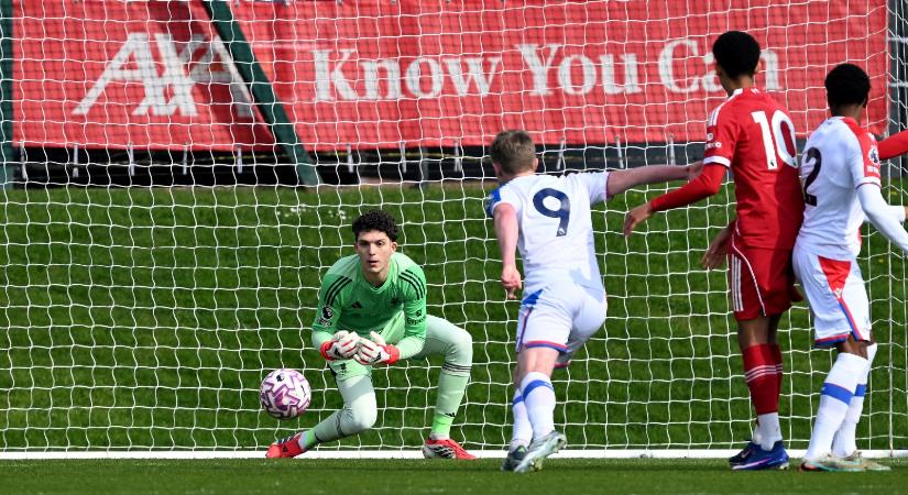 Légiósok: Pécsi öt gólt kapott Liverpoolban, de így is a legjobb volt - videó